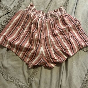 Hollister pink stripped shorts